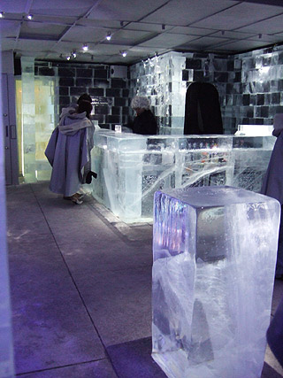 icebar01.jpg